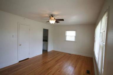 Main picture of 1711 Forest Rd