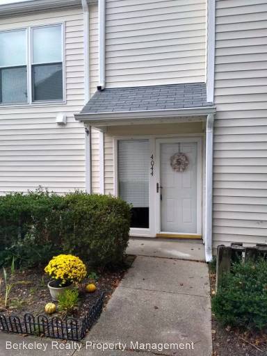 Main picture of 4040 Midlands Rd