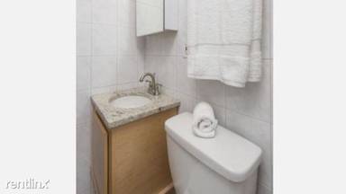 Main picture of 167 Mott St