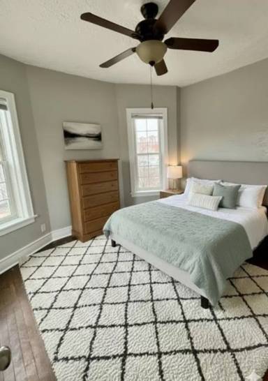 Main picture of 505 Wellington St