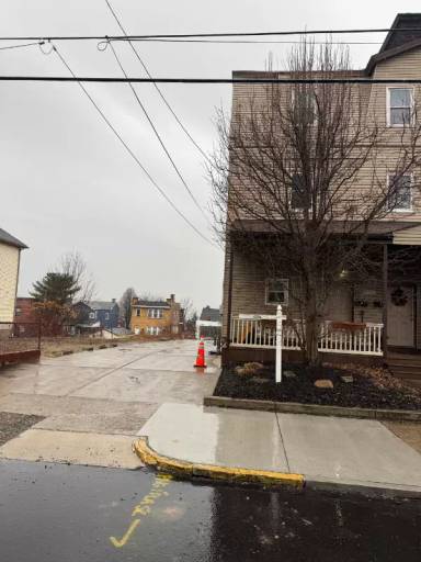 Main picture of 3211 Ward St