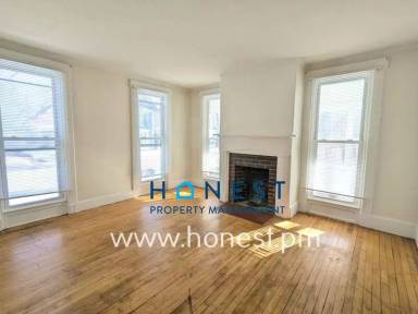 Main picture of 30 Sewall St