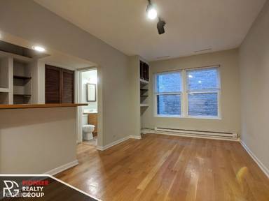 Main picture of 511 W Melrose St