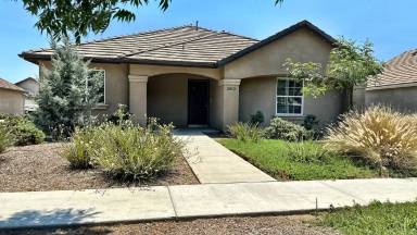 Main picture of 2013 Bella Oaks Dr
