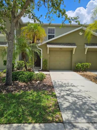 Main picture of 2954 Willowleaf Ln