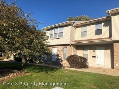 Main picture of 1712 Rockingham Dr