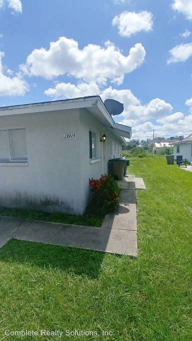 Main picture of 13915 - 13957 1st St