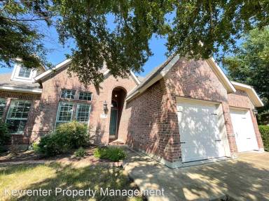 Main picture of 2605 Tumbling River Dr
