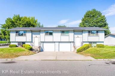 Main picture of 2705 N Robie Ct