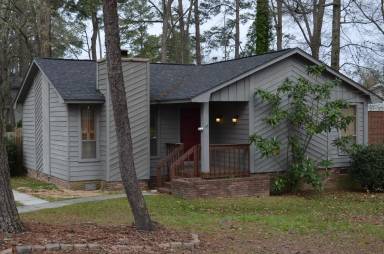 Main picture of 3101 Village West Dr