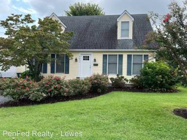 Main picture of 411 Paynter Ave