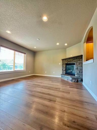 Main picture of 2725 NW Cedar Ave