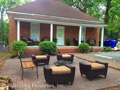 Main picture of 400 1/2 McCauley St