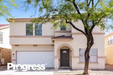 Main picture of 8461 E Lindner Ave