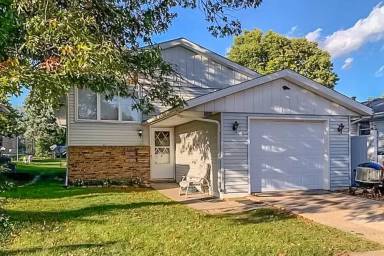 Main picture of 1103 E Samuel Ave