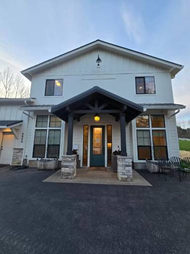 Main picture of 3024 Brush College Rd NW