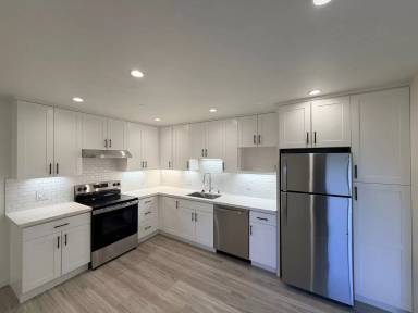 Main picture of 2535 W Josselyn Dr