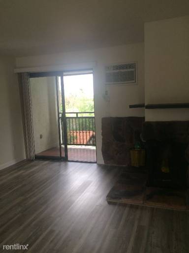 Main picture of 1025 S Sunshine Ave