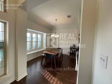 Main picture of 3225 Gilchrist Dr