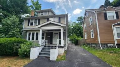 Main picture of 1117 Yellowstone Rd