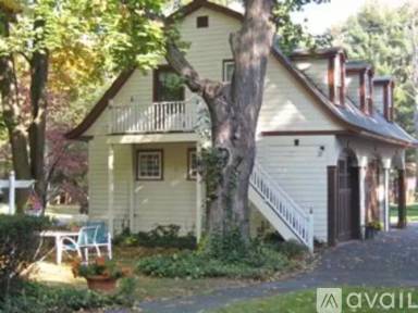 Main picture of 227 Pascack Rd