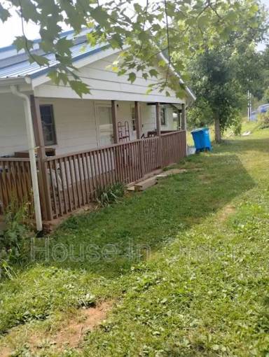 Main picture of 93 Eller Ford Rd