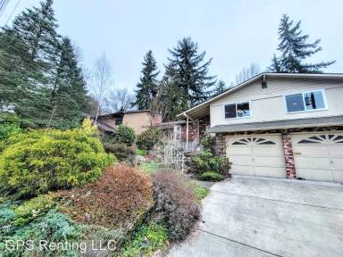 Main picture of 7510 41st Ave NE