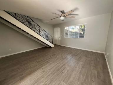 Main picture of 135 Athena St