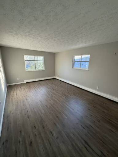 Main picture of 4102 South Ave