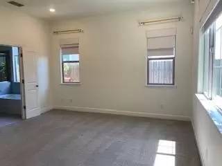 Main picture of 5009 Creekhollow Way