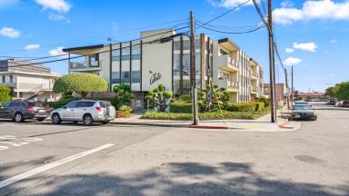 Main picture of 2323 Flores St