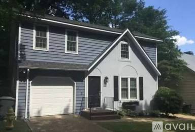 Main picture of 213 Water Oak Dr