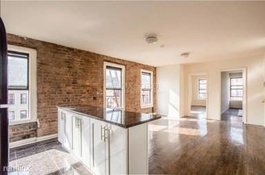 Main picture of 201 E 116th St