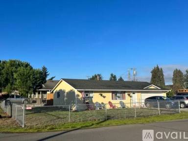 Main picture of 304 S 2nd Ave