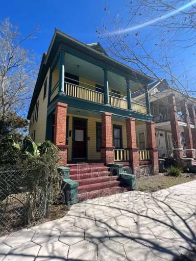 Main picture of 1345 N Laura St