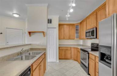 Main picture of 3875 S Dayton St