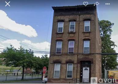 Main picture of 48 Ingalls Avenue - Floor 1