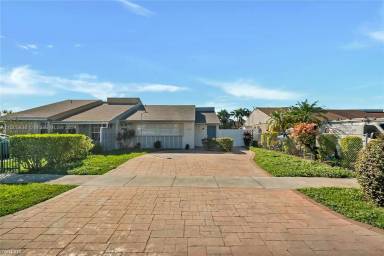 Main picture of 9588 SW 4th Ln