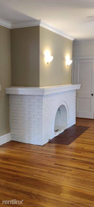 Main picture of 3296 E Fairfax Rd