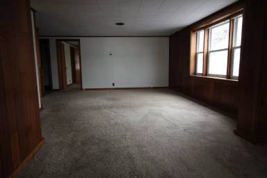 Main picture of 94 E Church St