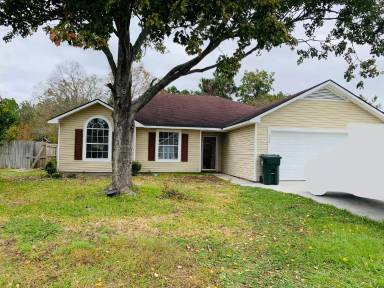 Main picture of 110 Sandalwood Dr