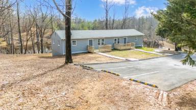 Main picture of 242 Newcomb Drive - 1