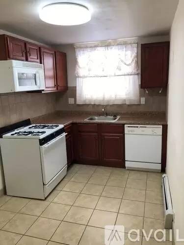 Main picture of 6001 Belden St