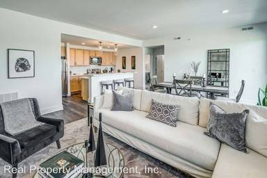 Main picture of 630 Riverside Shops Way