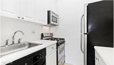 Main picture of 85 East End