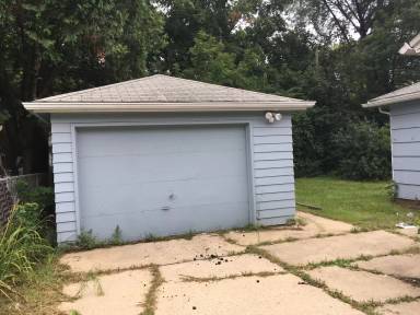 Main picture of 5708 N 56th St