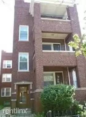 Main picture of 2715 W Giddings St