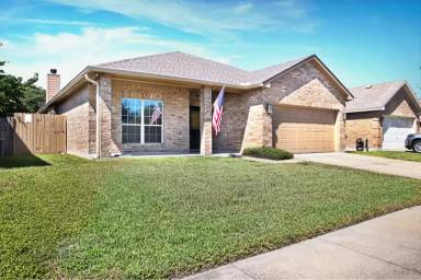 Main picture of 2529 Windrose Dr