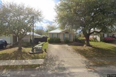 Main picture of 802 Crystal Wells Ct S