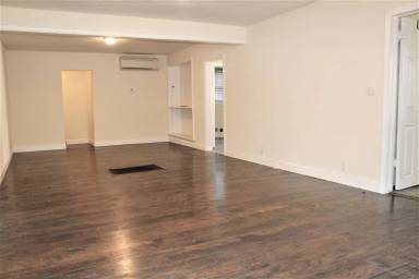 Main picture of 309 E Rogers St